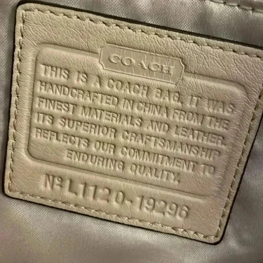 Coach leather shoulder bag purse - Picture 6 of 12